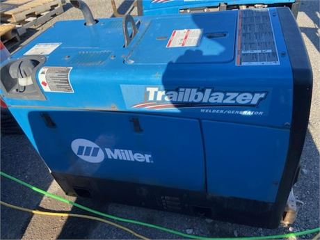 2017 Miller Trailblazer 325 Welder