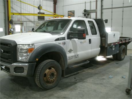 2013 Ford F-550 XL 4x4 with Flat Bed